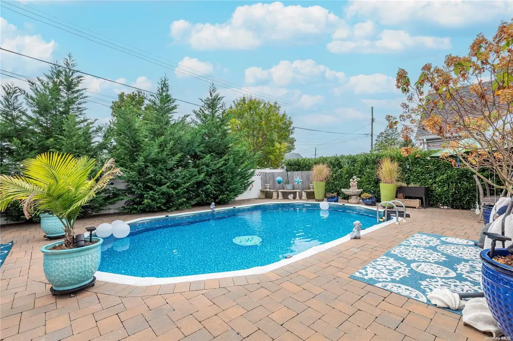 103 Arden Boulevard West Hempstead NY 11552