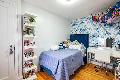 103 Arden Boulevard West Hempstead NY 11552
