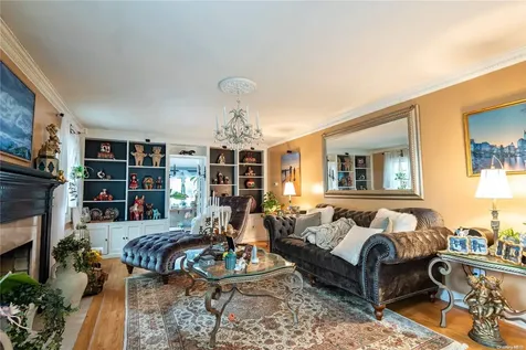 103 Arden Boulevard West Hempstead NY 11552
