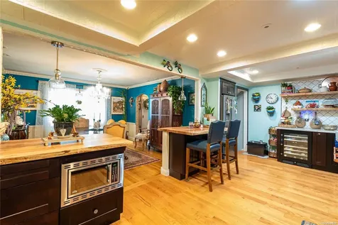 103 Arden Boulevard West Hempstead NY 11552