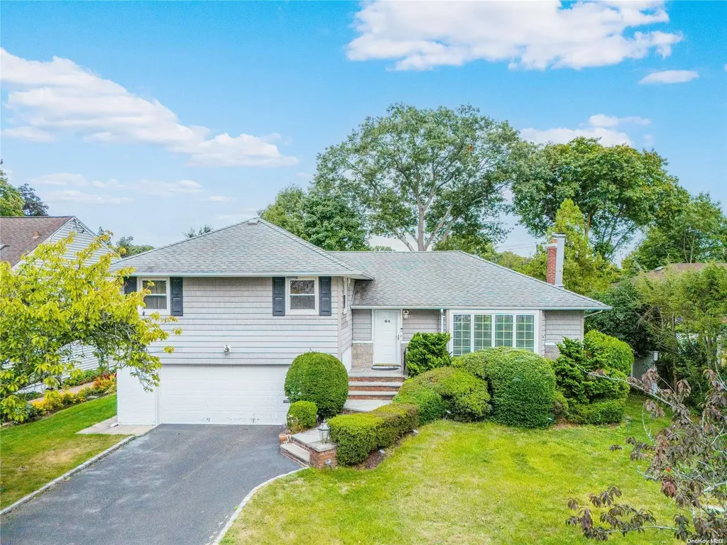 64 Melanie Lane Syosset NY 11791