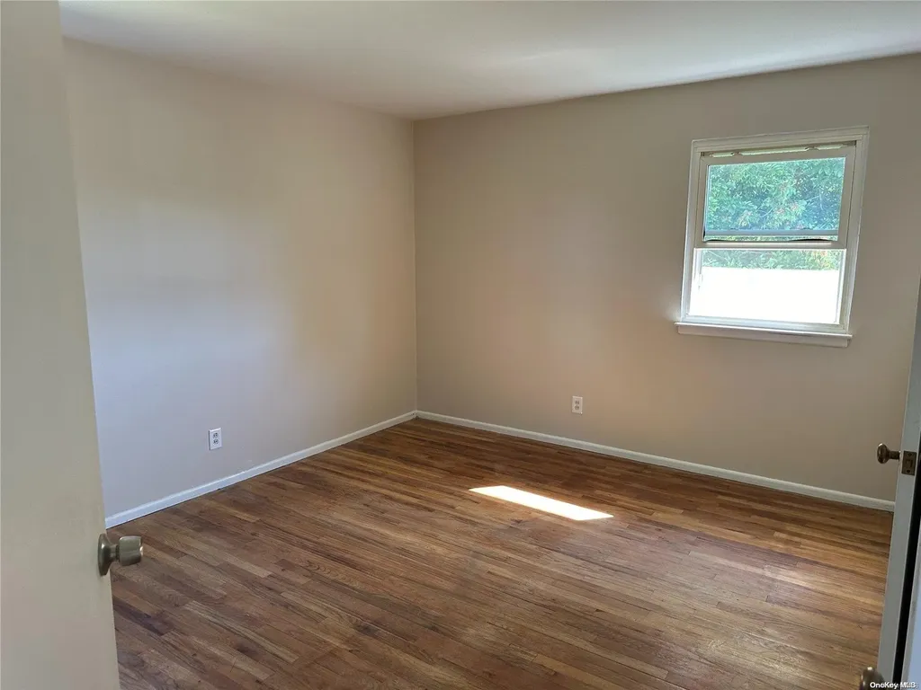 111 Argyle Drive East Islip NY 11730