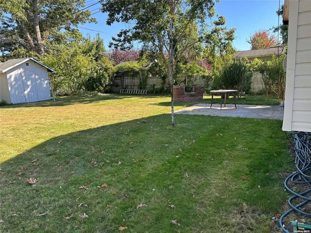 111 Argyle Drive East Islip NY 11730