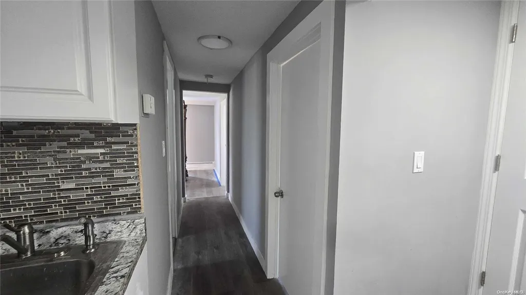 679 Commander Avenue West Babylon NY 11704