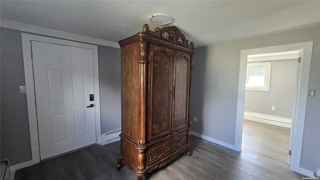 679 Commander Avenue West Babylon NY 11704