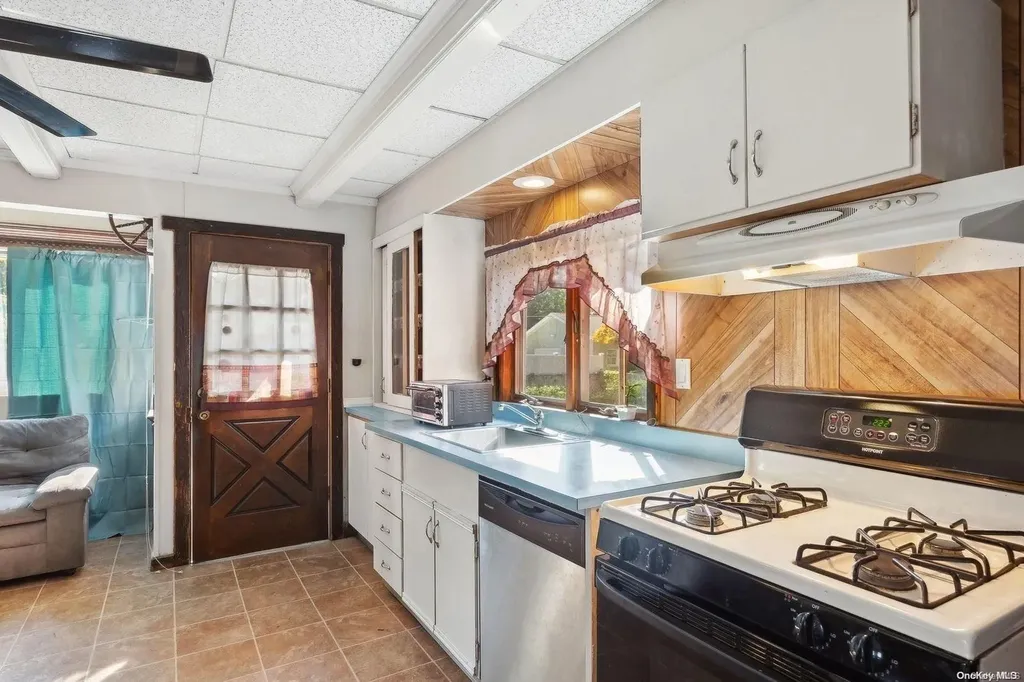 26 North Evergreen Drive Selden NY 11784