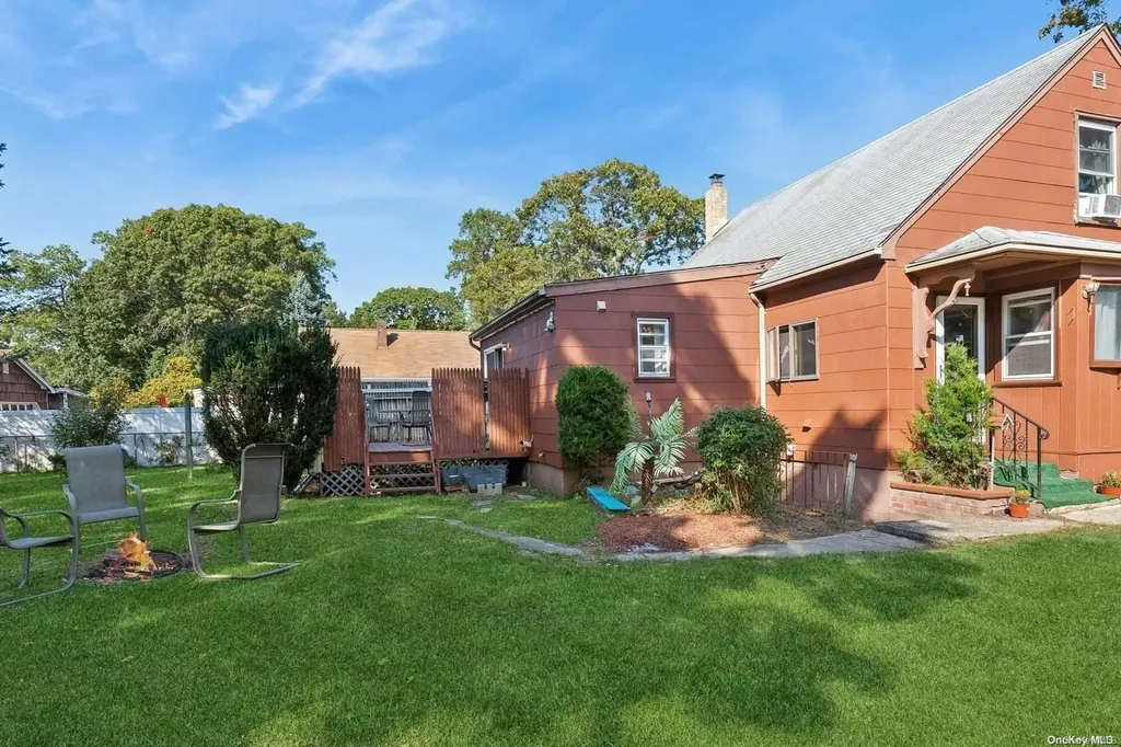 26 North Evergreen Drive Selden NY 11784