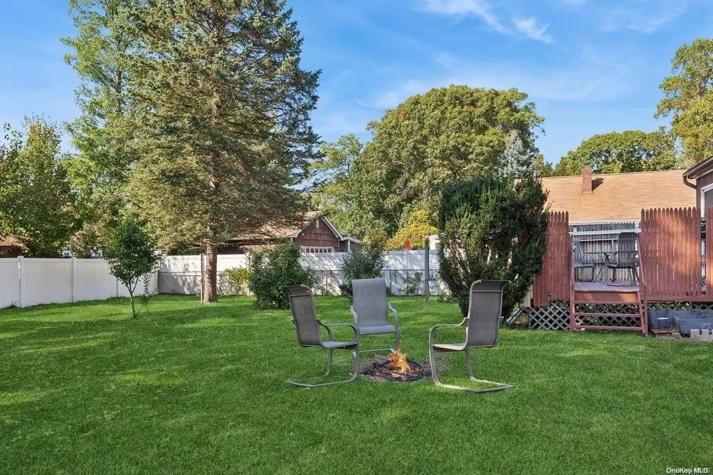 26 North Evergreen Drive Selden NY 11784