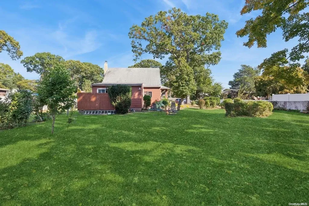 26 North Evergreen Drive Selden NY 11784