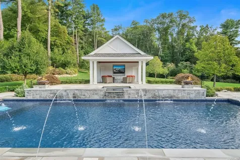 1263 Pine Valley Road Upper Brookville NY 11771
