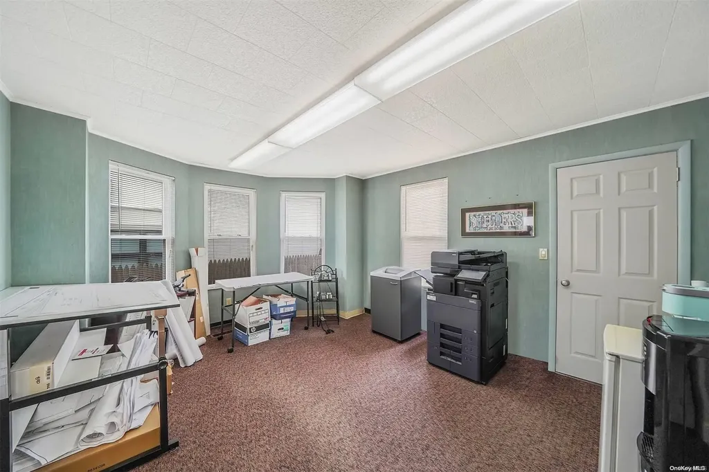 2182 Jackson Avenue Seaford NY 11783