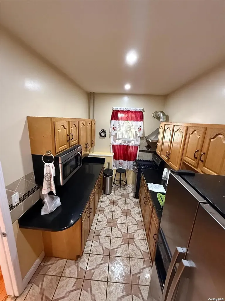 458 Crescent Street Brooklyn NY 11208