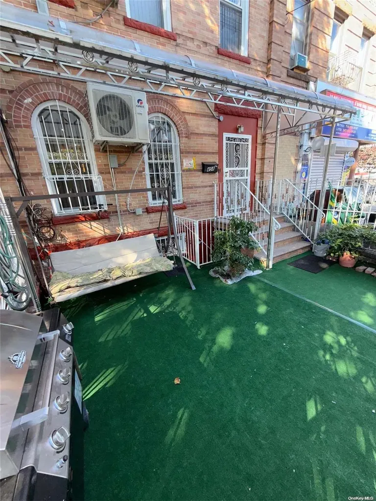 458 Crescent Street Brooklyn NY 11208