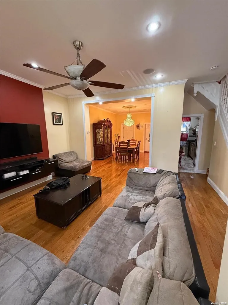 458 Crescent Street Brooklyn NY 11208
