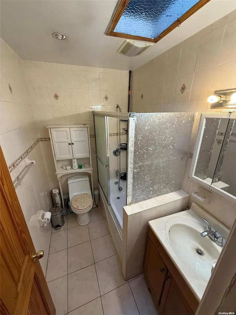 458 Crescent Street Brooklyn NY 11208