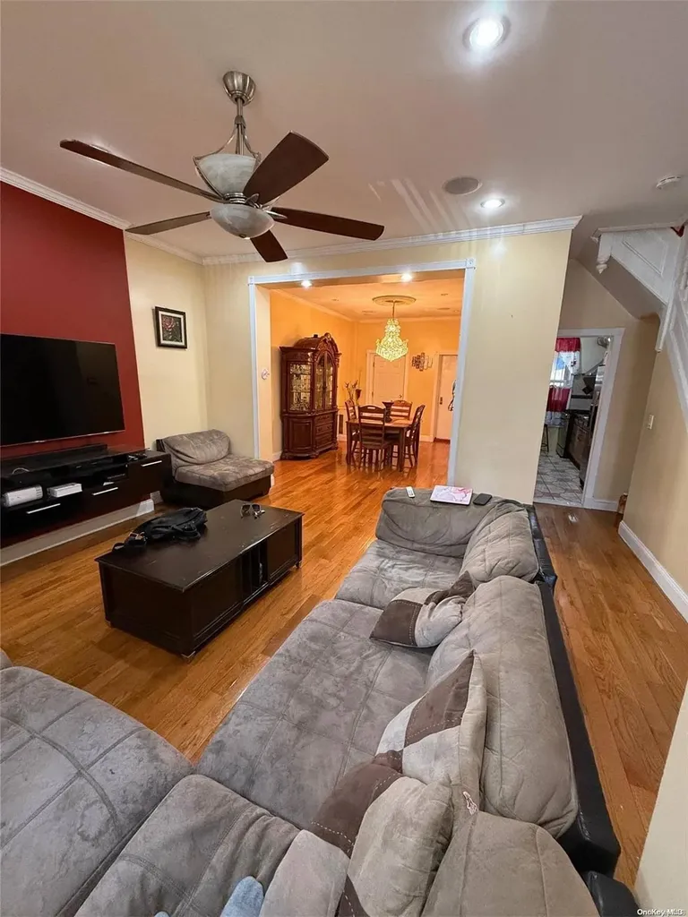 458 Crescent Street Brooklyn NY 11208