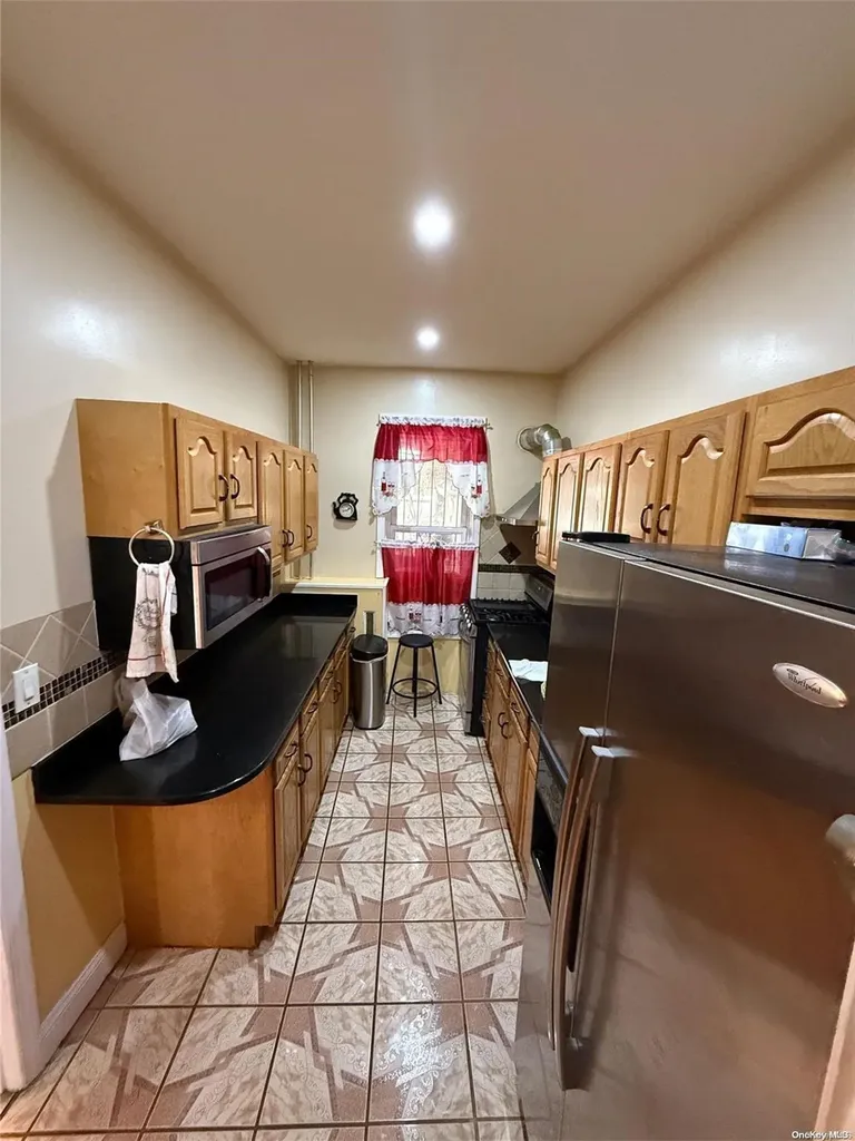 458 Crescent Street Brooklyn NY 11208