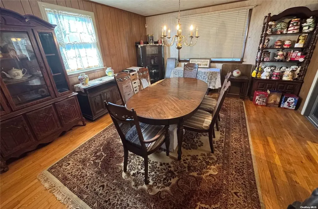 2854 Beverly Road Oceanside NY 11572