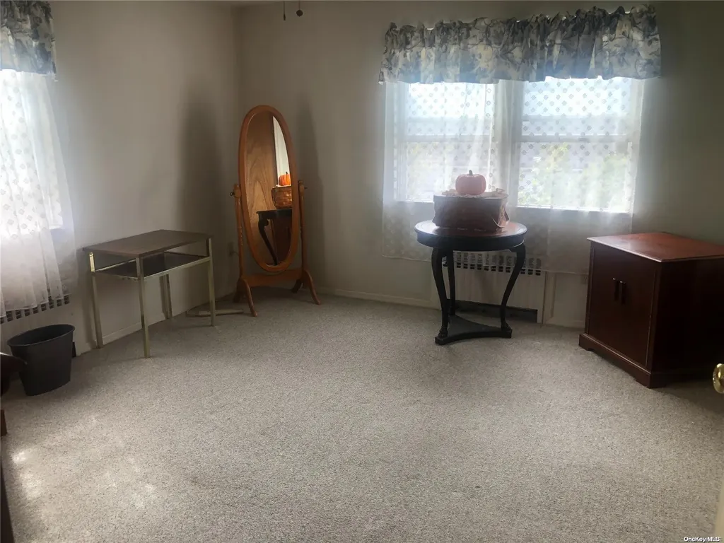 2854 Beverly Road Oceanside NY 11572