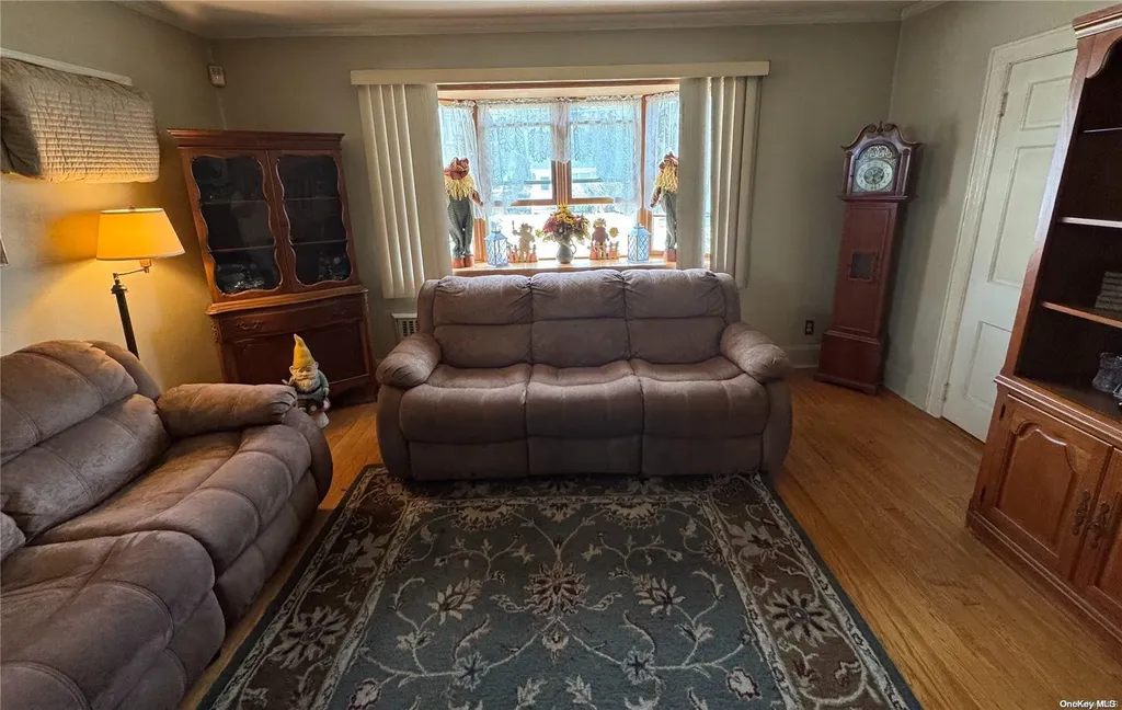 2854 Beverly Road Oceanside NY 11572