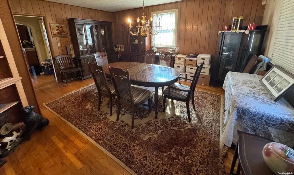 2854 Beverly Road Oceanside NY 11572