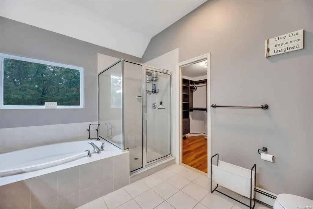 7 Horstead Court Yaphank NY 11980