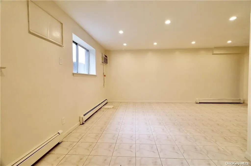 7276 Royce Bergen Beach NY 11234