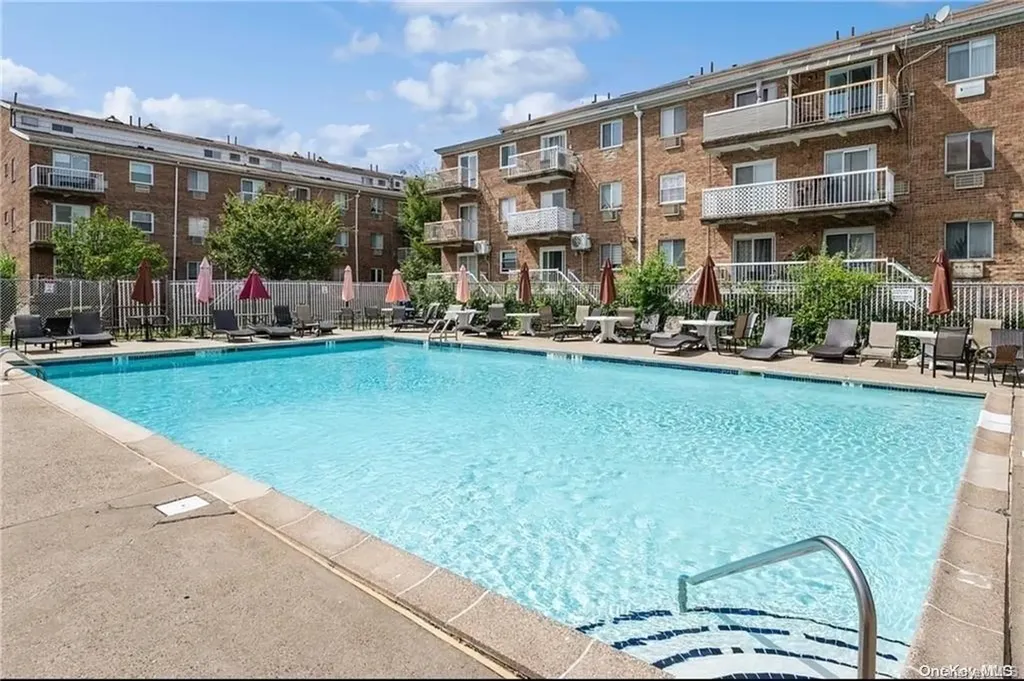 7276 Royce Bergen Beach NY 11234