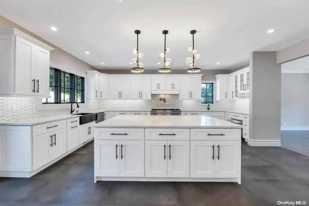 585 Old Bridge Road Northport NY 11768