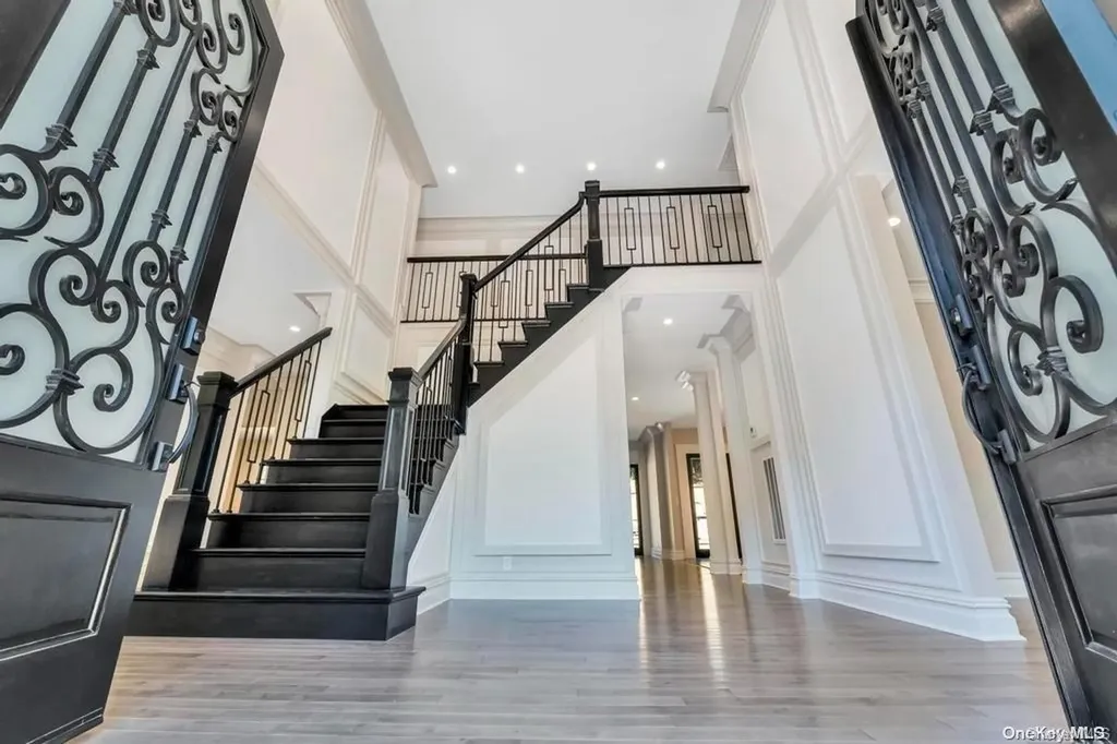 585 Old Bridge Road Northport NY 11768