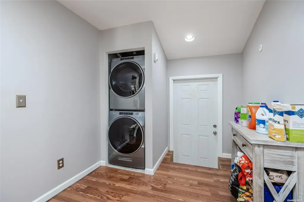 3 Ferrick Avenue Medford NY 11763
