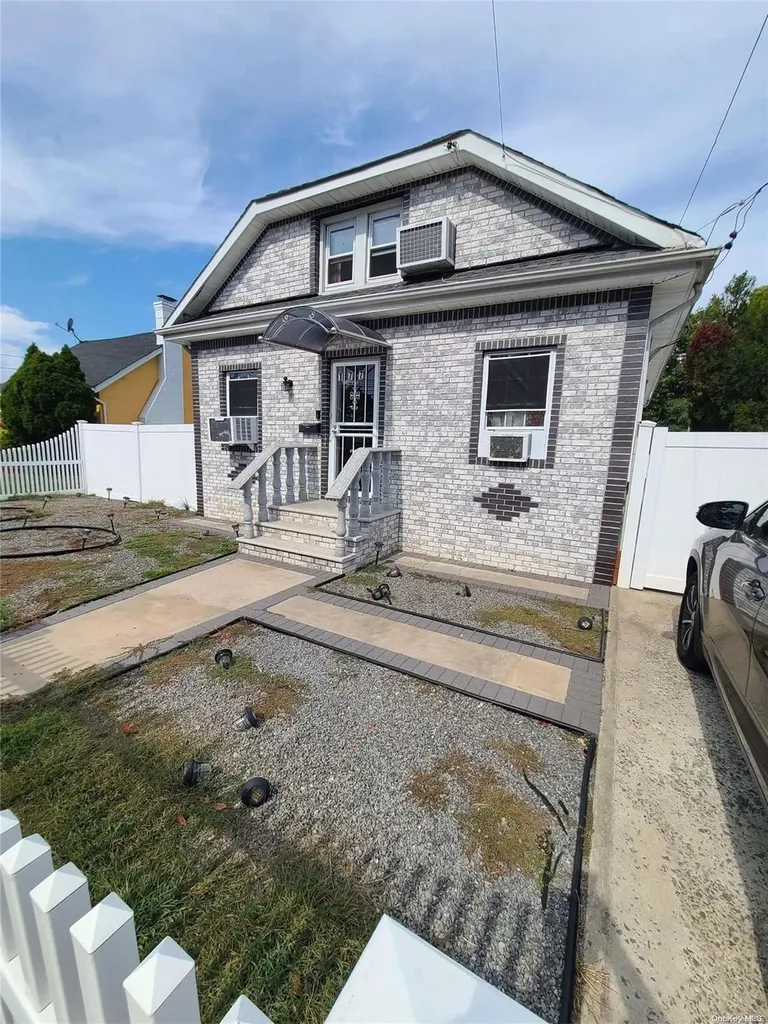 177 E Clinton Avenue Roosevelt NY 11575