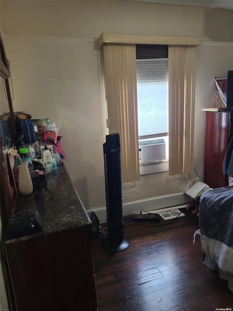 177 E Clinton Avenue Roosevelt NY 11575