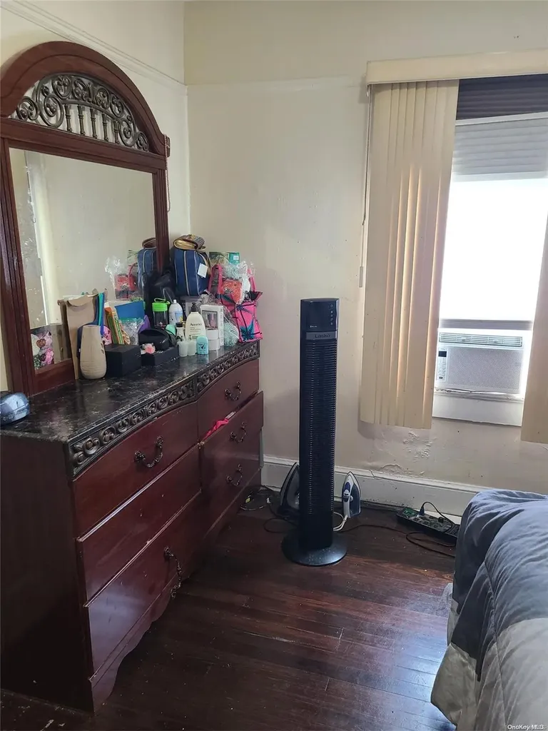 177 E Clinton Avenue Roosevelt NY 11575