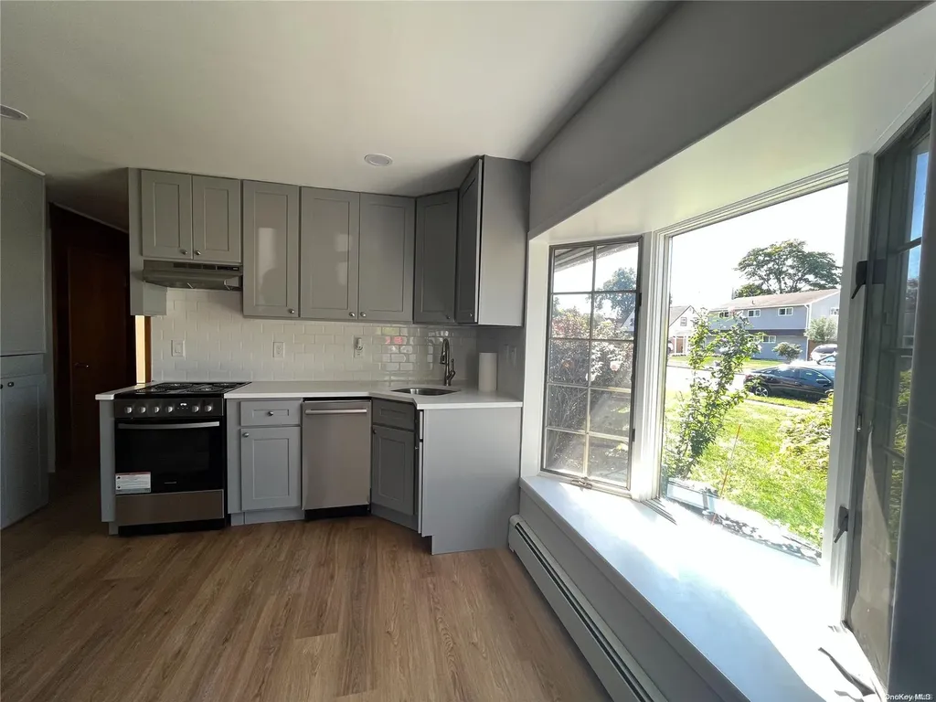 69 Blacksmith Road Levittown NY 11756