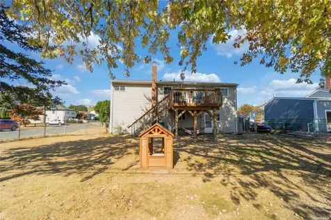 305 3rd Street Lindenhurst NY 11757