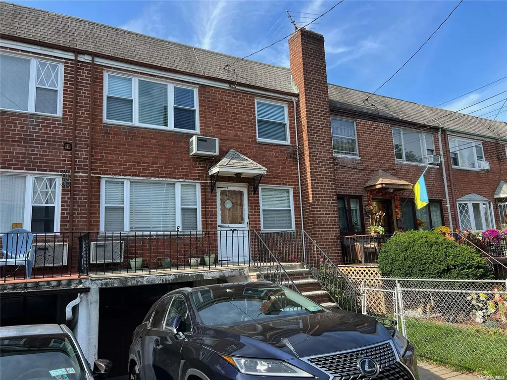 412 Fairview Avenue Ridgewood NY 11385