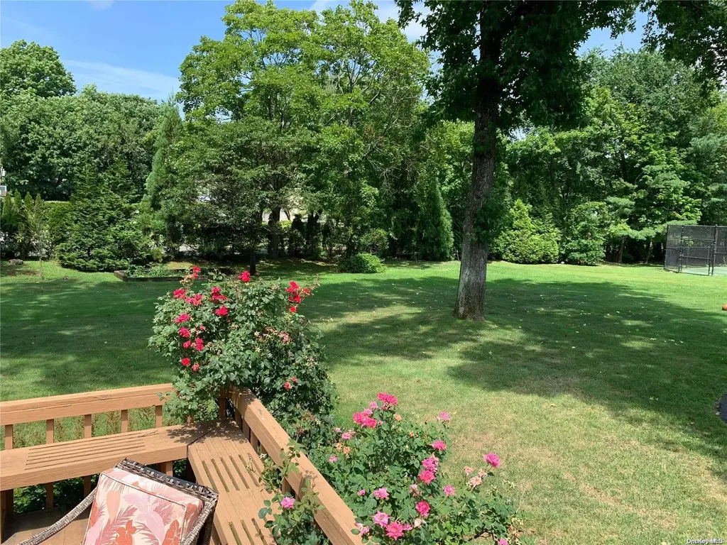 131 Hicks Lane Kings Point NY 11024