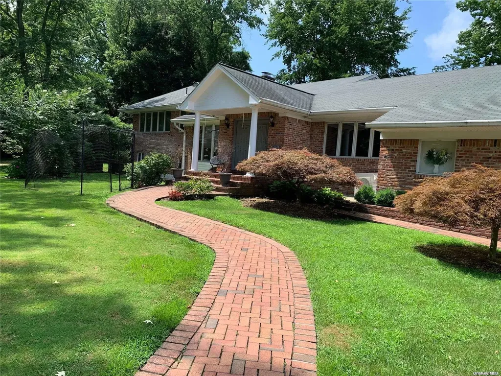 131 Hicks Lane Kings Point NY 11024