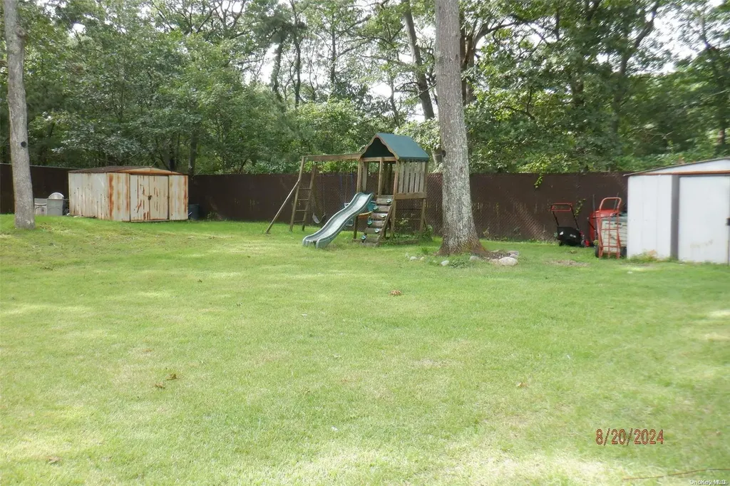 20 Shady Lane Coram NY 11727