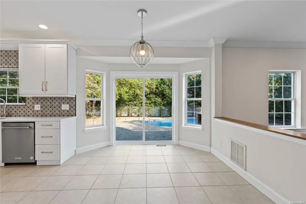 12 Weeping Cherry Lane Commack NY 11725