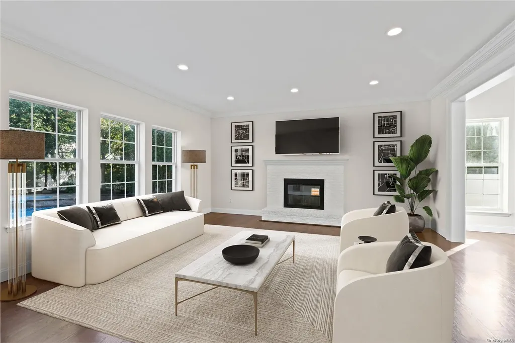 12 Weeping Cherry Lane Commack NY 11725