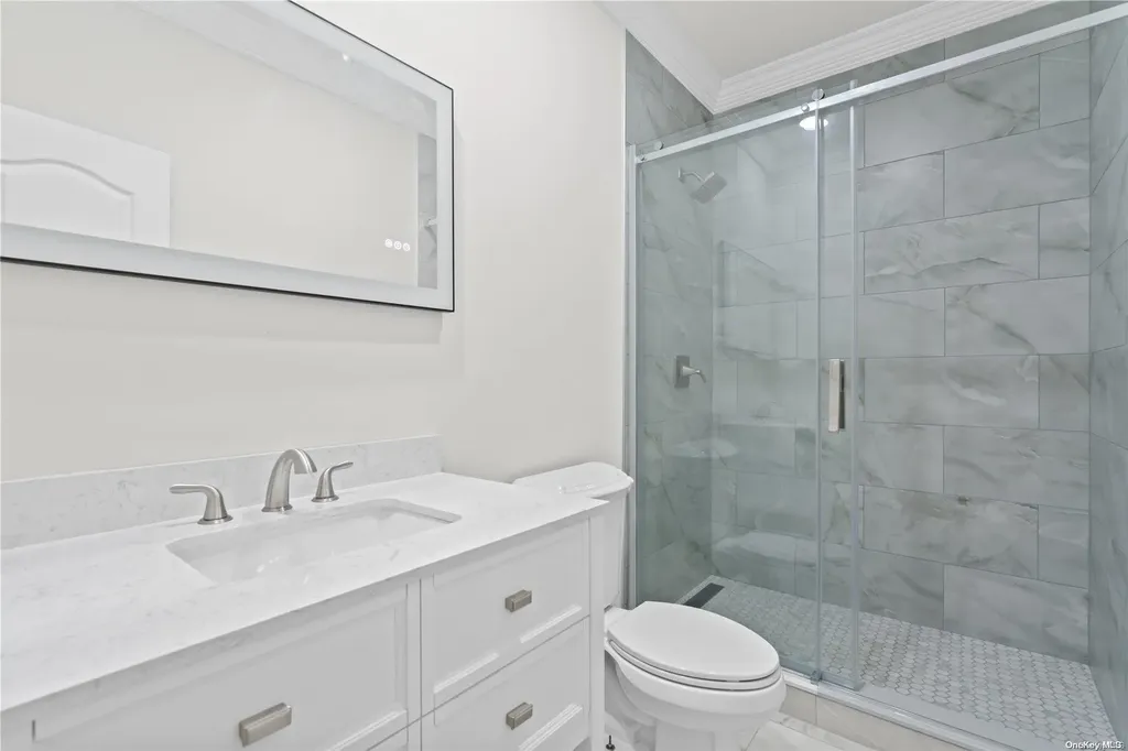 12 Weeping Cherry Lane Commack NY 11725