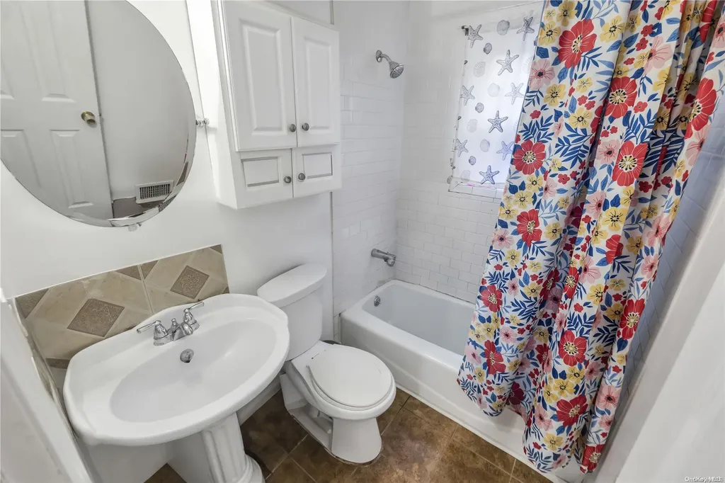 28 E Locust Street Central Islip NY 11722