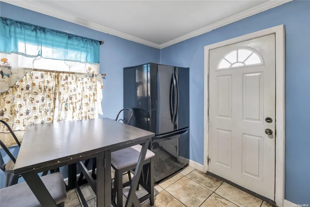 28 E Locust Street Central Islip NY 11722