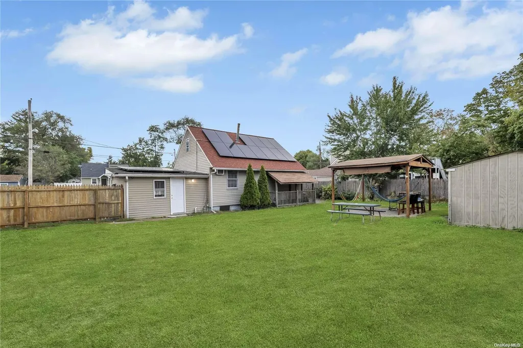 28 E Locust Street Central Islip NY 11722