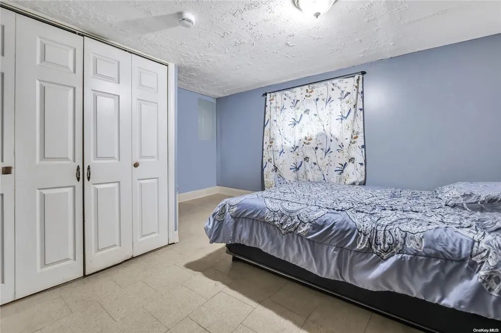 28 E Locust Street Central Islip NY 11722