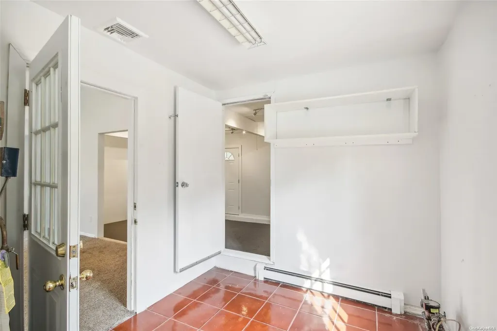 19 Griffin Drive Mount Sinai NY 11766