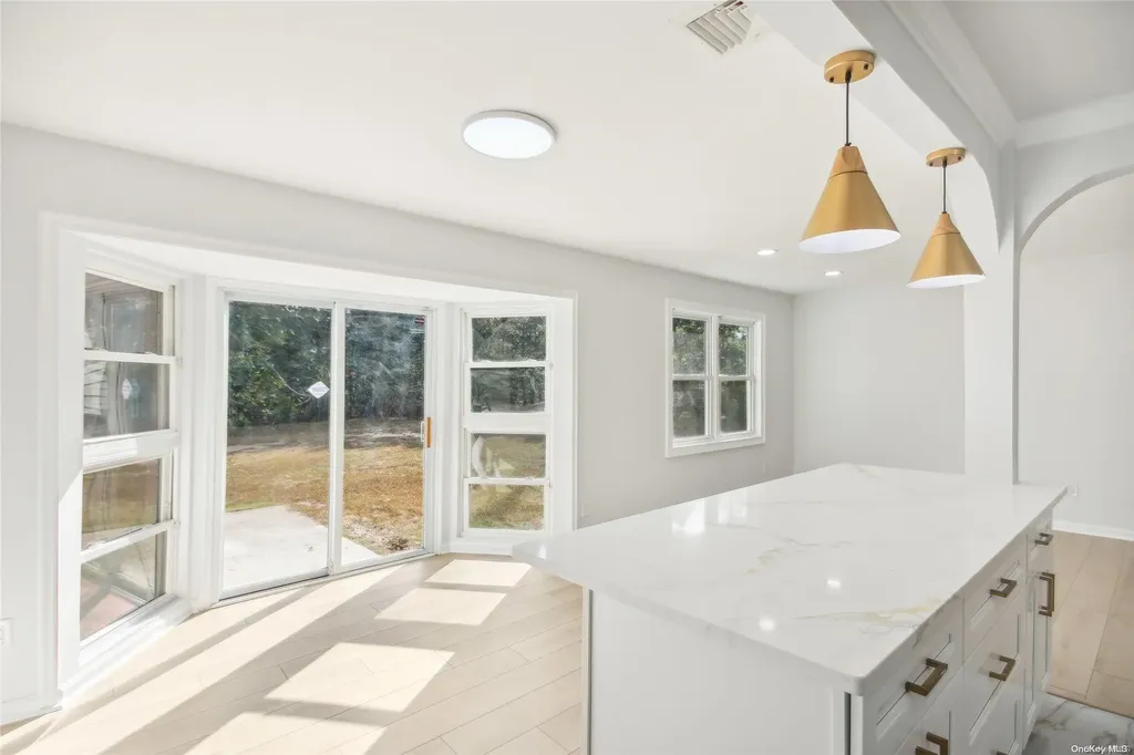 19 Griffin Drive Mount Sinai NY 11766