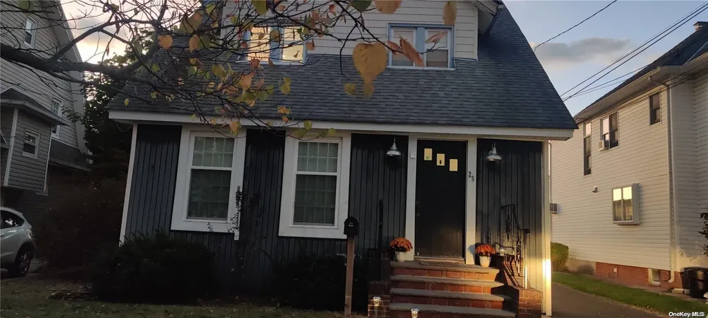 25 1st Street Lynbrook NY 11563